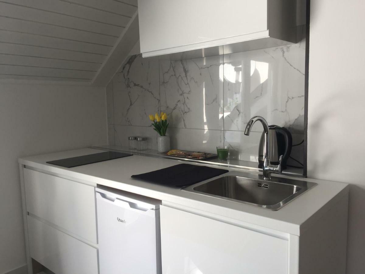 Apartman Studio Sonas 3 With Free Private Parking كارلوفاتش المظهر الخارجي الصورة