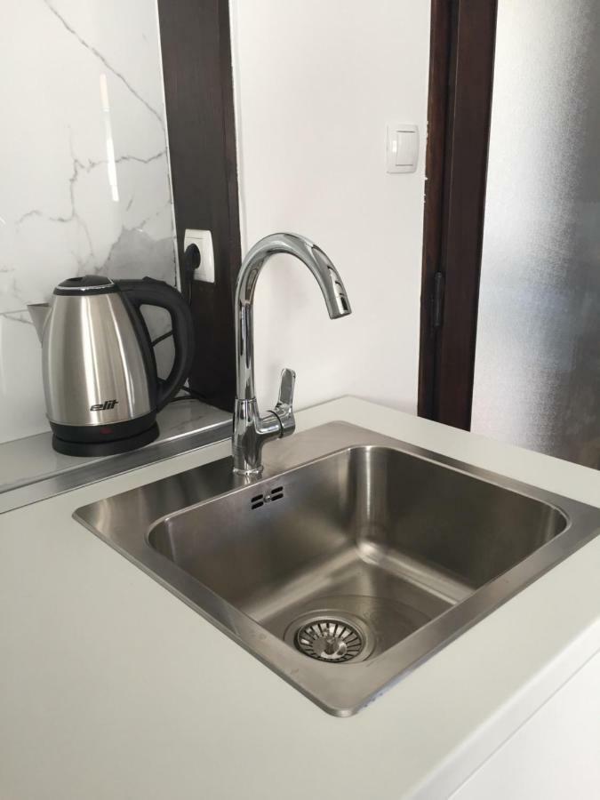 Apartman Studio Sonas 3 With Free Private Parking كارلوفاتش المظهر الخارجي الصورة